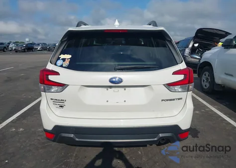 2020 Subaru Forester Premium из США, поврежденный, VIN JF2SKAGC1LH457853